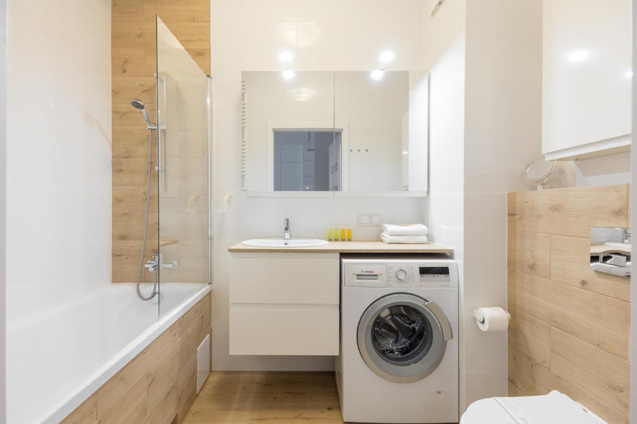 Budki Szczesliwickie Business Apartment Варшава Екстериор снимка