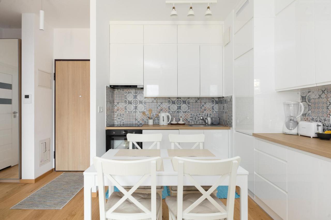 Budki Szczesliwickie Business Apartment Варшава Екстериор снимка