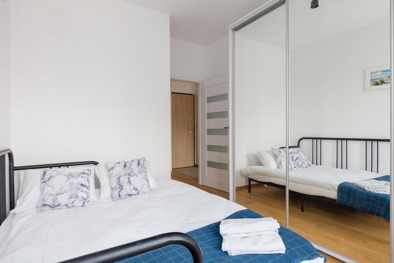 Budki Szczesliwickie Business Apartment Варшава Екстериор снимка